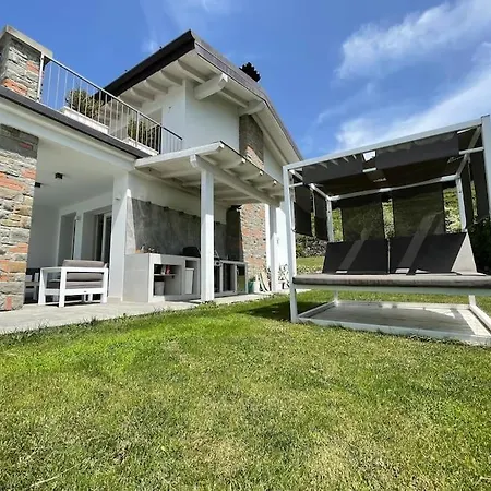Luxury With Private Infinity Pool Iseo