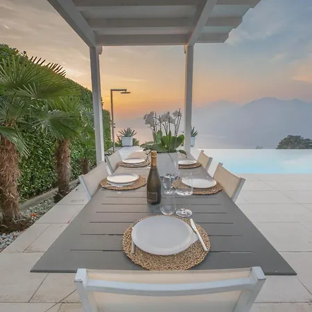 Villa Luxury With Private Infinity Pool Iseo