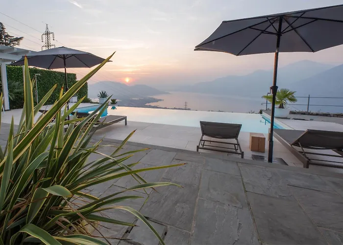 Luxury With Private Pool Villa *